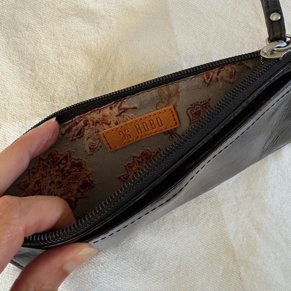 Hobo leather credit card wallet EUC - Picture 3 of 4